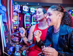atk777 APP မိုဘိုင်းပလက်ဖောင်း Sportsbook Casino ကစားမှု